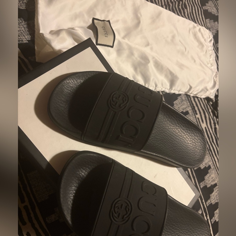 Gucci slides - Picture 4 of 7